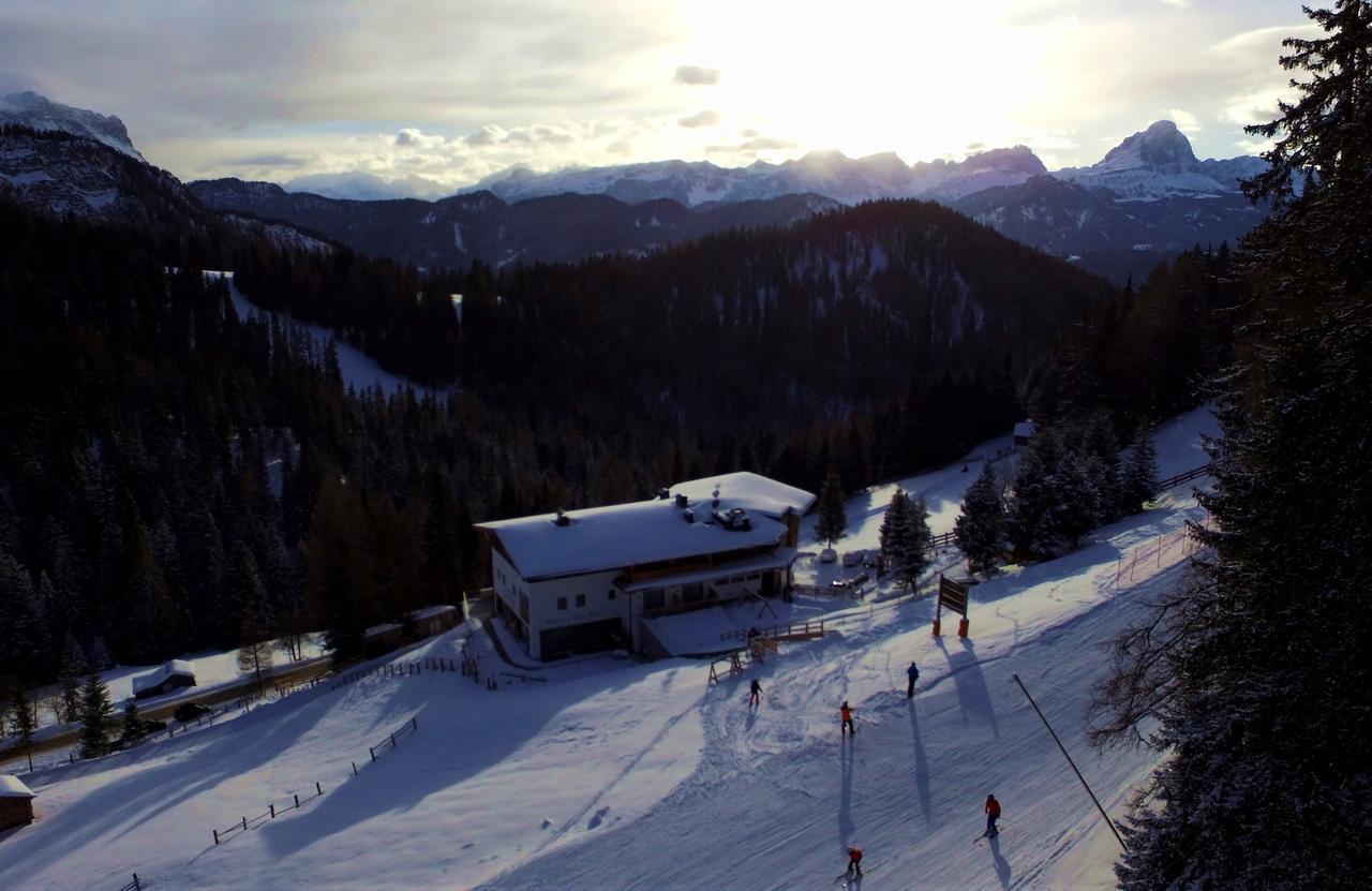 سان فيجيليو دي ماريبْ Alpine Hotel Gran Foda' المظهر الخارجي الصورة